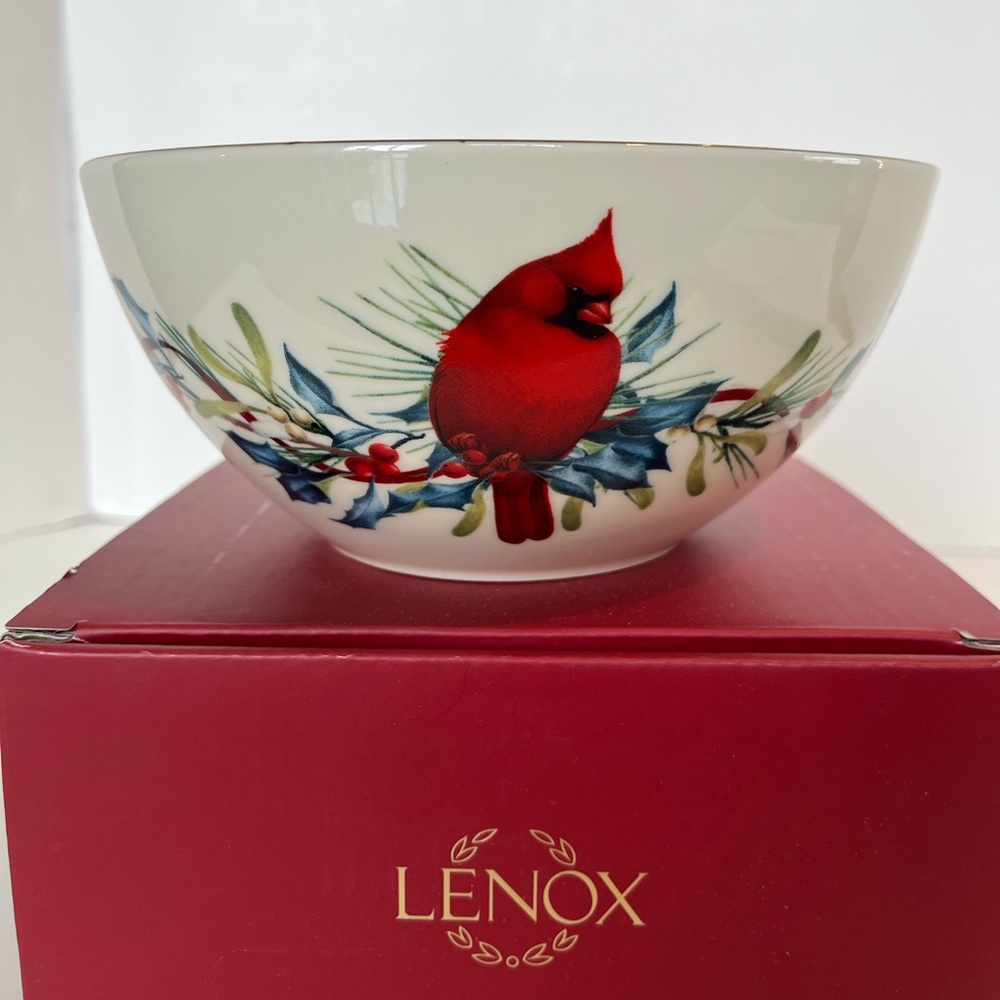NIB Lenox Winter Greetings 7inch Bowl